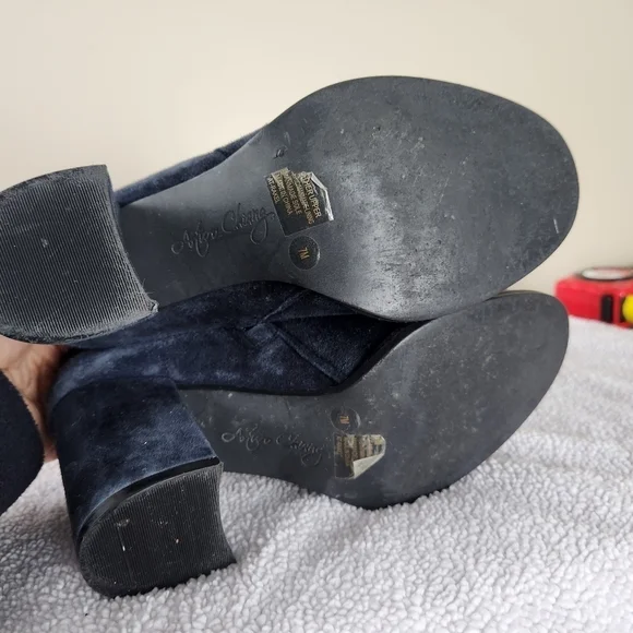 Arturo Chiang Rakel Ankle Boots / Black Suede / SZ 8 - Picture 6 of 8